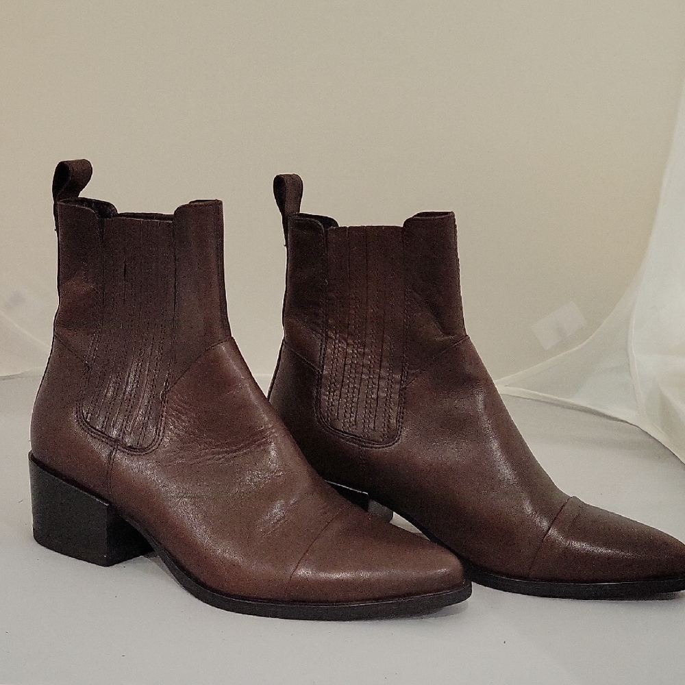 Vagabond Black Leather Footwear